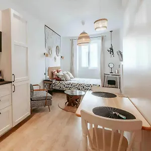 Appartement 30m2 Pour 2 Personnes, Marseille